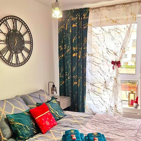 Szmaragdowe Апартаменты *