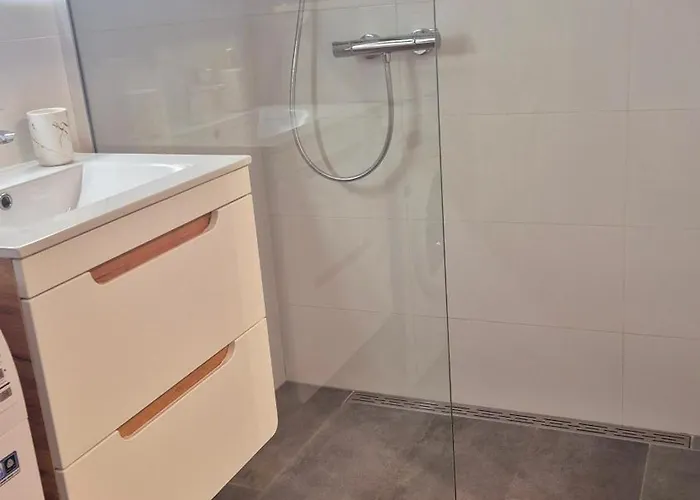 Szmaragdowe 科沃布热格